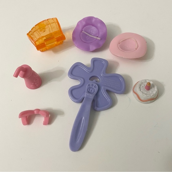LPS Littlest Pet Shop Accessories - Picture 5 of 10